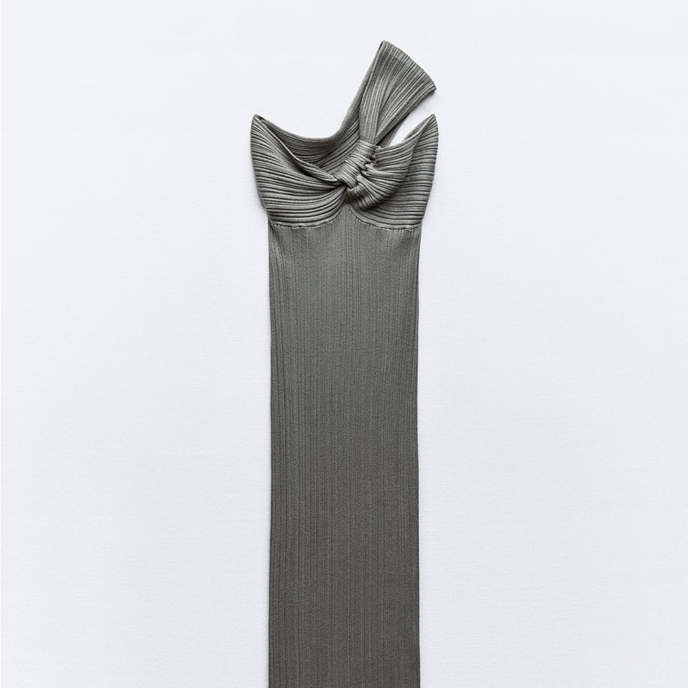 Zara Maxi Fitted Gray One Shoulder Dress